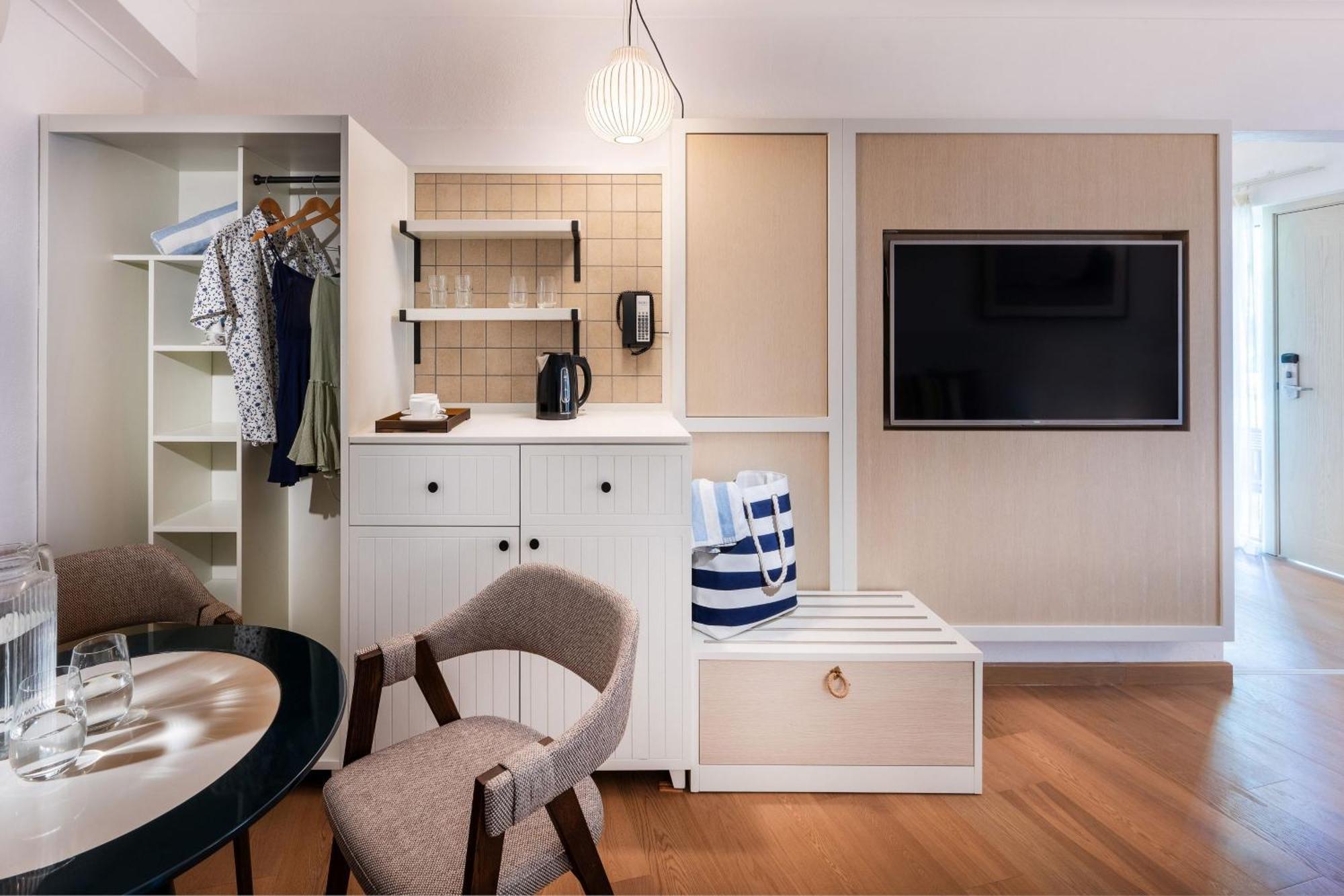 Mantra Club Croc Hotel Airlie Beach Eksteriør billede