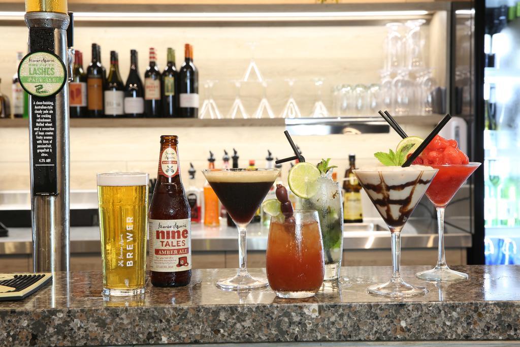 Mantra Club Croc Hotel Airlie Beach Eksteriør billede