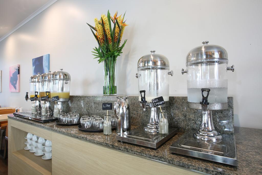 Mantra Club Croc Hotel Airlie Beach Eksteriør billede